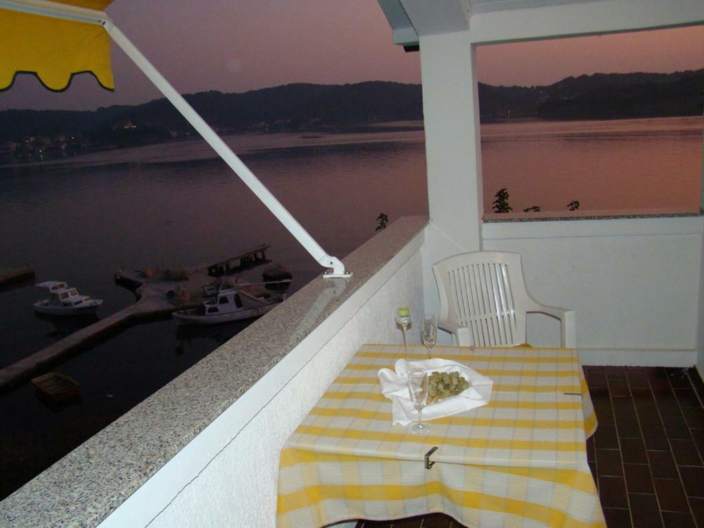 Апартаменти House Subic Супетарська Драґа Екстер'єр фото